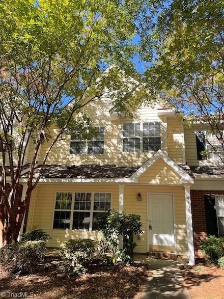 5302 Strasburg Dr, Greensboro, NC 27407