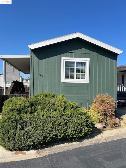 99 Ottawa St, Oakley, CA 94561