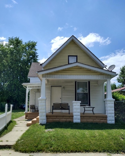 1114 N 2nd Ave, Evansville, IN 47710