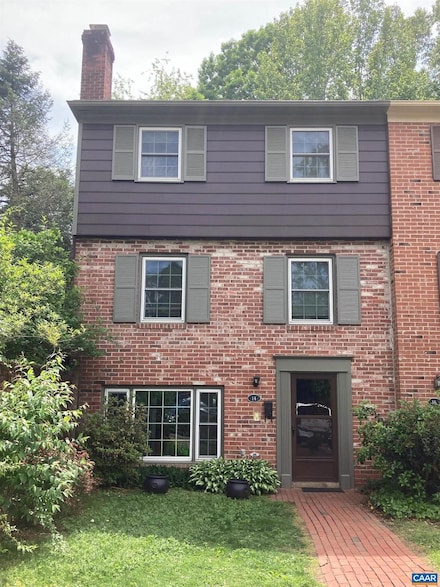 14 Georgetown Green, Charlottesville, VA 22901