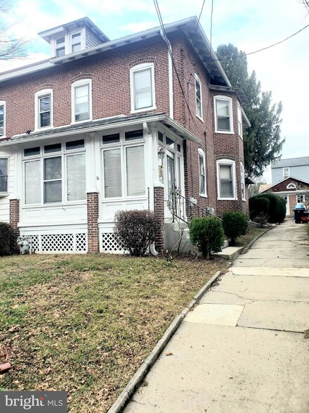 189 Meredith Ave, Bryn Mawr, PA 19010