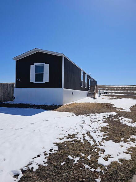 4512 Tuckaway Ct, Cheyenne, WY 82007