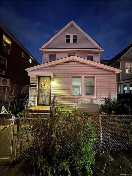 14418 Lakewood Ave Unit 2B, Jamaica, NY 11435