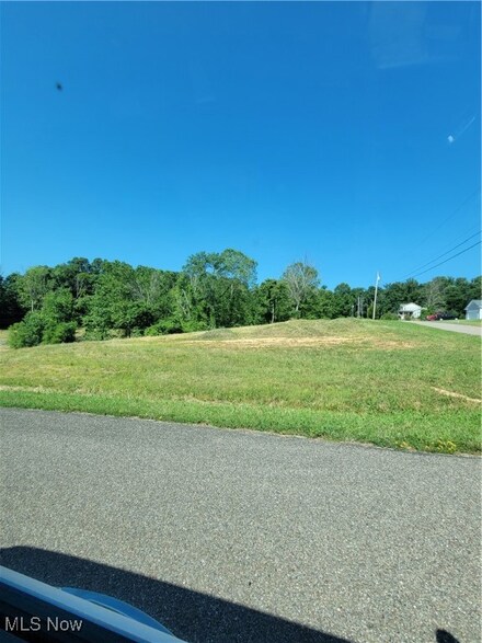 0 Center Spring St, Beverly, OH 45715