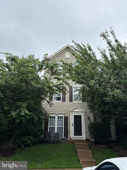 12415 Selkirk Cir, Bristow, VA 20136