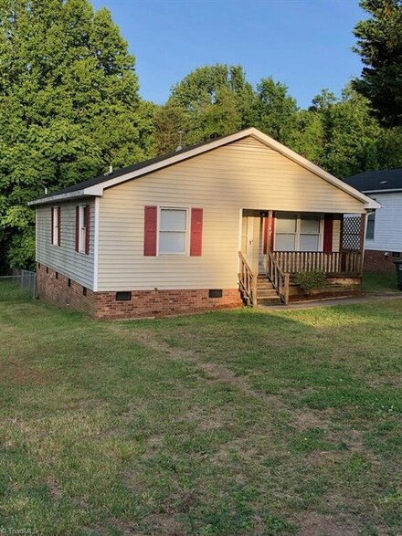 4006 Coltrain Rd, Greensboro, NC 27455