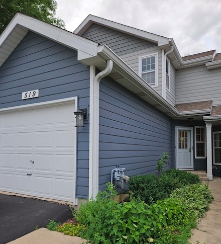 519 Woodcrest Dr Unit 519B, Mundelein, IL 60060