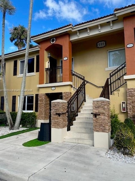 935 NE 34th Ave Unit 202, Homestead, FL 33033