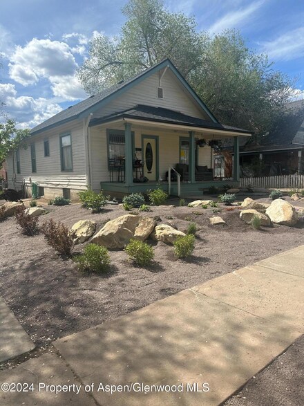 729 East Ave, Rifle, CO 81650