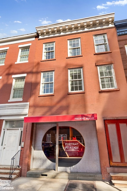 94 Greenwich Ave Unit TWNHS, New York, NY 10011