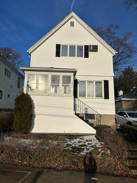 165 Springvale Ave, Everett, MA 02149