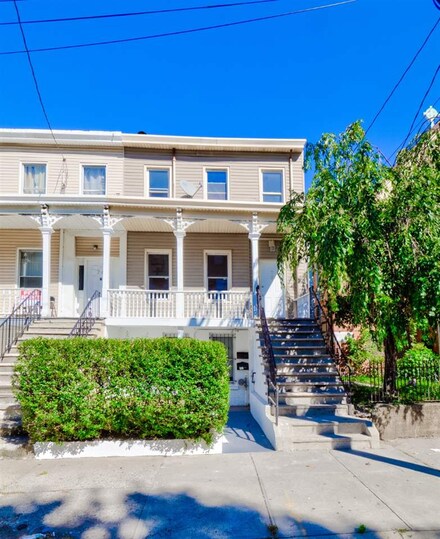 72 Storms Ave, Jersey City, NJ 07306