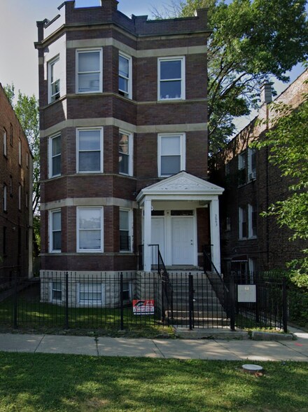 3839 W 14th St Unit 2, Chicago, IL 60623