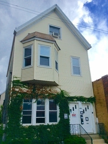 3114 N Clybourn Ave Unit 2, Chicago, IL 60618