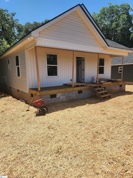 200 Broadus St, Greer, SC 29651