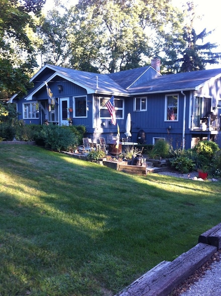 401 Woodbine Rd, Cary, IL 60013