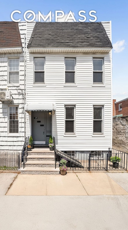 59-45 Palmetto St, Flushing, NY 11385