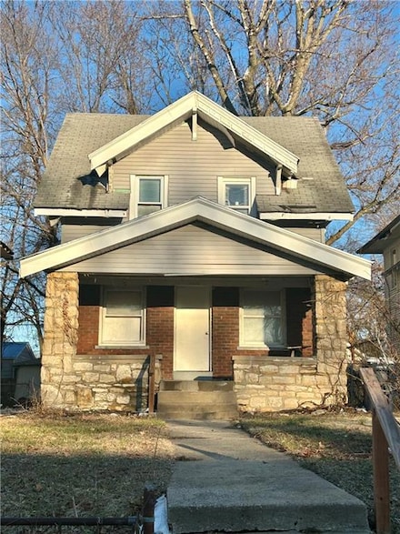 5609 Highland Ave, Kansas City, MO 64110