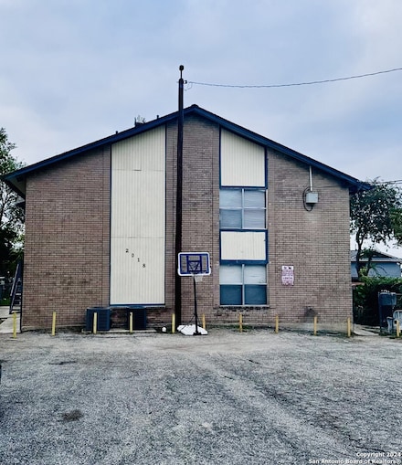 2018 Anchor Dr Unit f, San Antonio, TX 78213