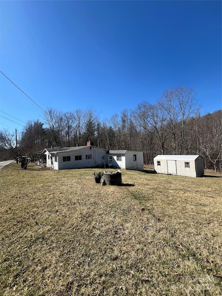 1381 Bear Creek Rd, Bakersville, NC 28705