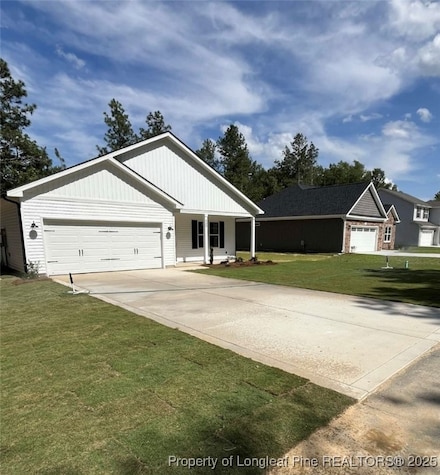 924 Stevens St, Raeford, NC 28376