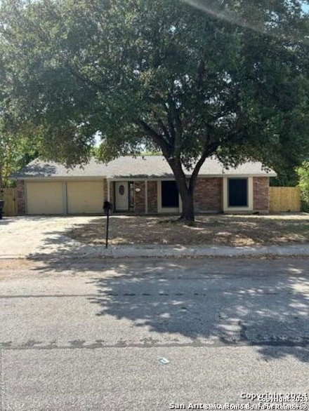 3006 Meadow Rain St, San Antonio, TX 78251