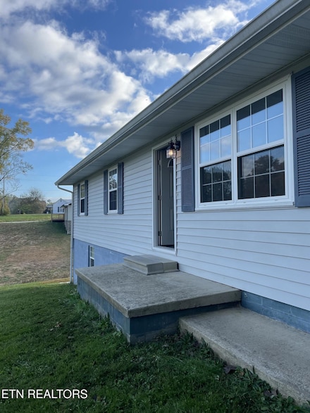 306 N Ridge Ave, Rockwood, TN 37854