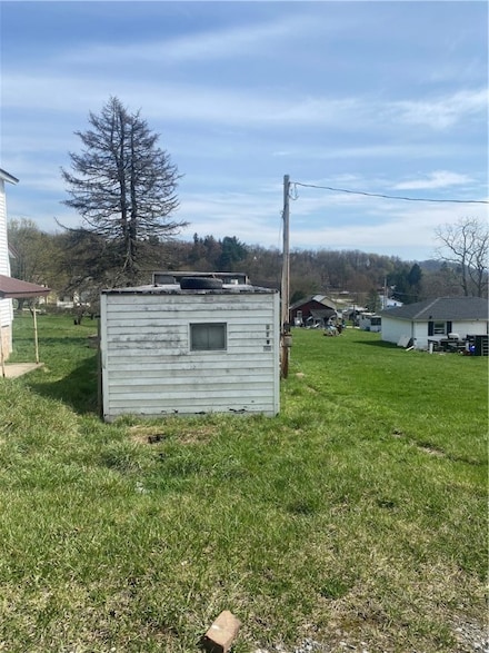 729 Fairview Ave, Chevy Chase Heights, PA 15701