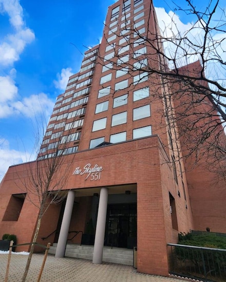551 Observer Hwy Unit 8B, Hoboken, NJ 07030