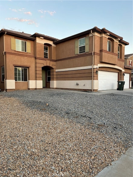 14843 Coachman Rd, Victorville, CA 92394