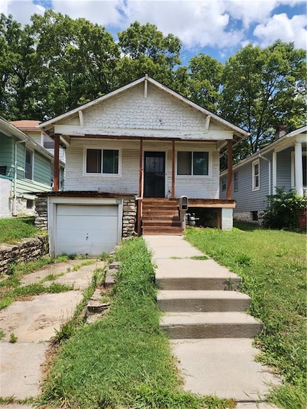 4139 Flora Ave, Kansas City, MO 64110