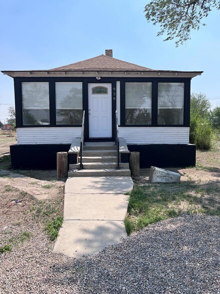 938 Carson Ave, Las Animas, CO 81054