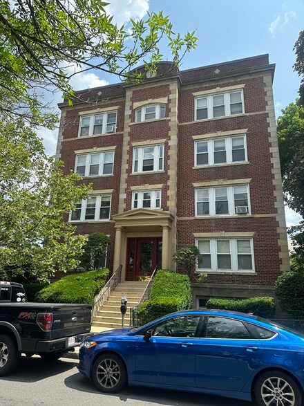 38 Day St Unit 25, Somerville, MA 02144