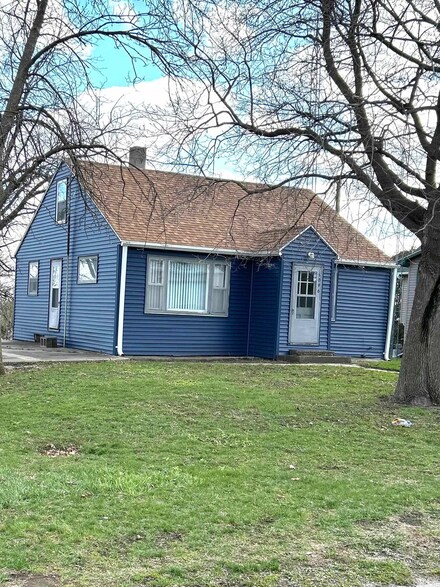5096 Otis St, Dolliver, IA 50531