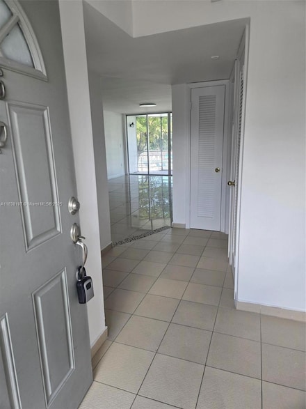 1351 NE 191st St Unit E206, Miami, FL 33179