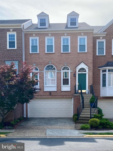 8511 Westown Way, Vienna, VA 22182