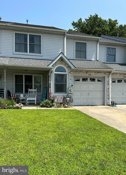 368 Lake Side Dr, Swedesboro, NJ 08085