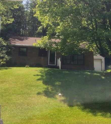 2300 Linwood Dr, Allison Park, PA 15101