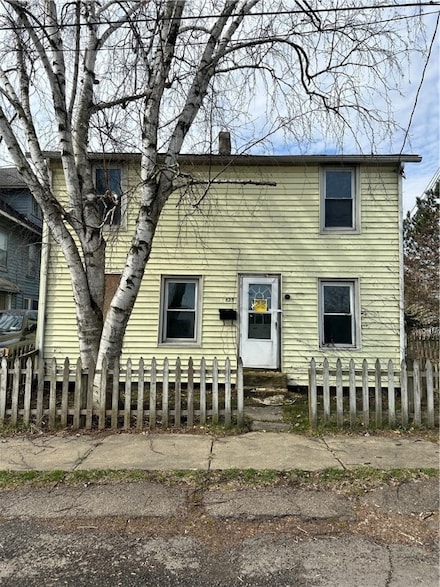 823 Canal St, Elmira, NY 14901