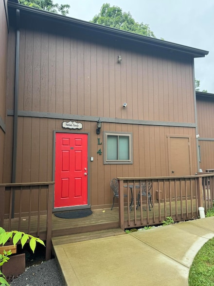 145 State Park Rd Unit L-4, Jamestown, KY 42629