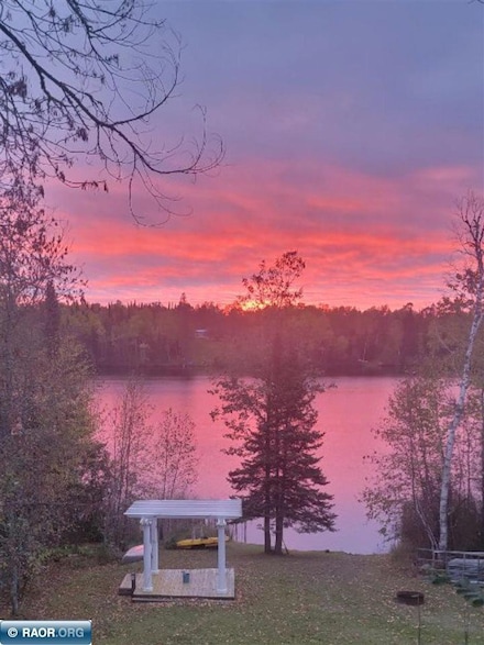 19101 Big McCarthy Lake Dr, Nashwauk, MN 55769