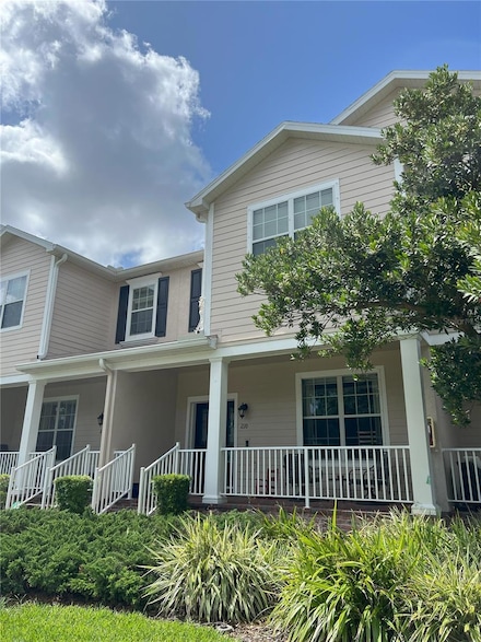 210 50th Ave N, St. Petersburg, FL 33703