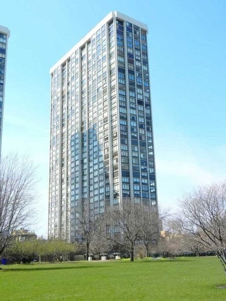 5455 N Sheridan Rd Unit 3203, Chicago, IL 60640