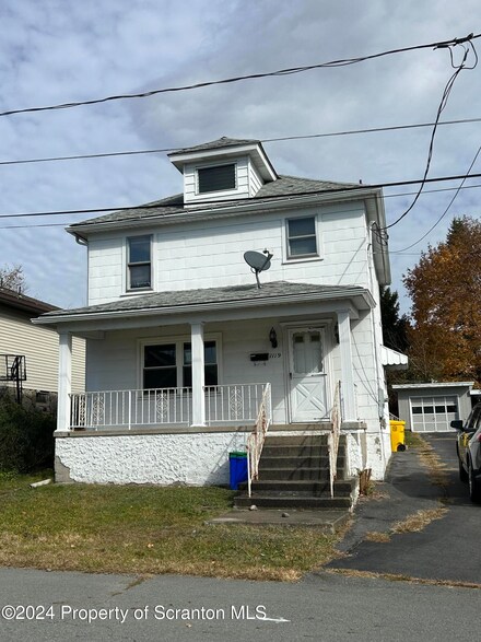 1119 Howell St, Archbald, PA 18403