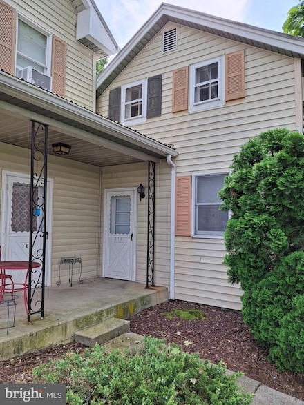 237 Hanshue Rd Unit C, Hummelstown, PA 17036