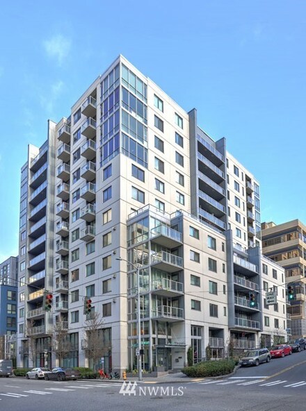 76 Cedar St Unit 1207, Seattle, WA 98121