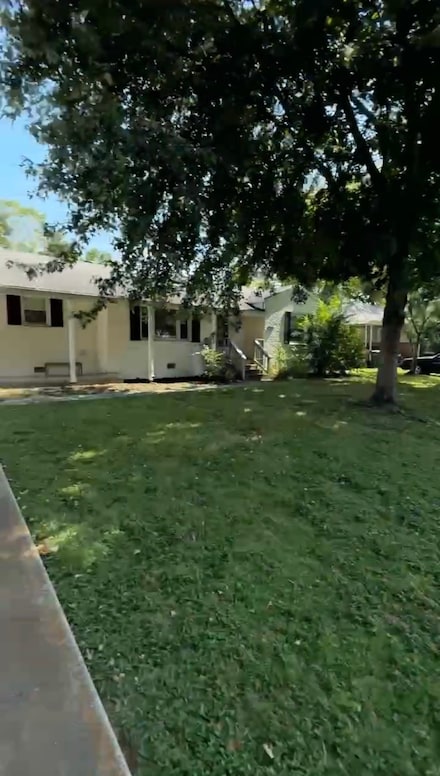 1813 Alpine Dr, Columbia, TN 38401