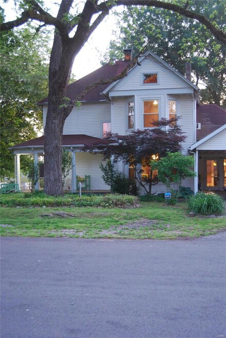 607 Pine St, Doniphan, MO 63935