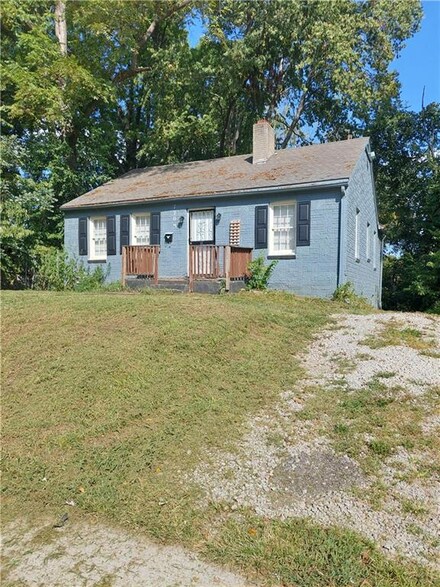 7209 Walrond Ave, Kansas City, MO 64132