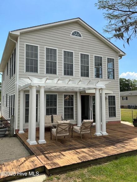 145 Maple Ave, Elizabethtown, NC 28337